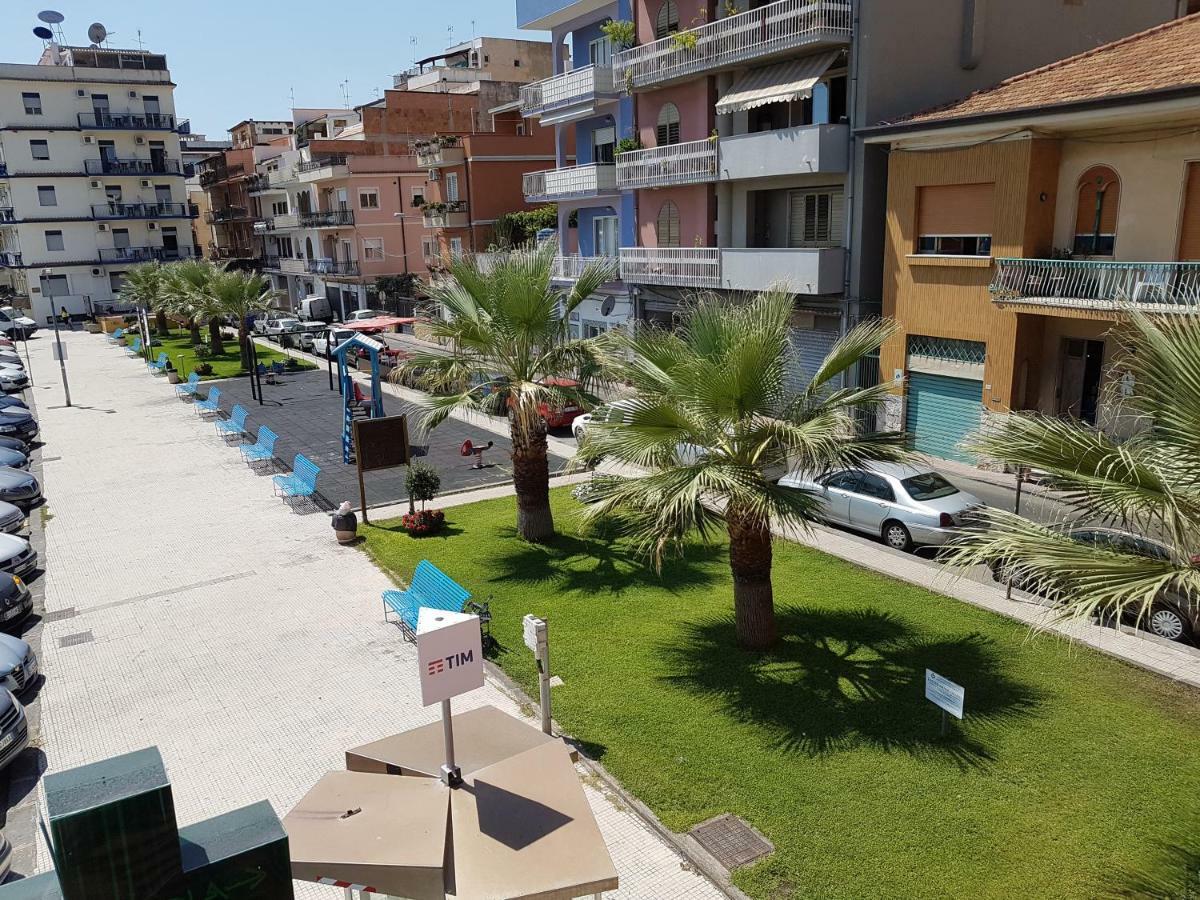SUPER panorama & Astonishing apartment seaview Giardini Naxos Bagian luar foto